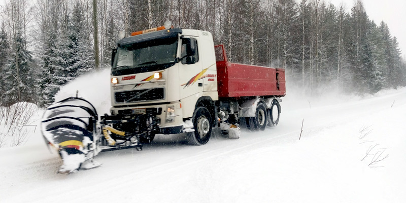 teiden kesä- ja talvikunnossapito